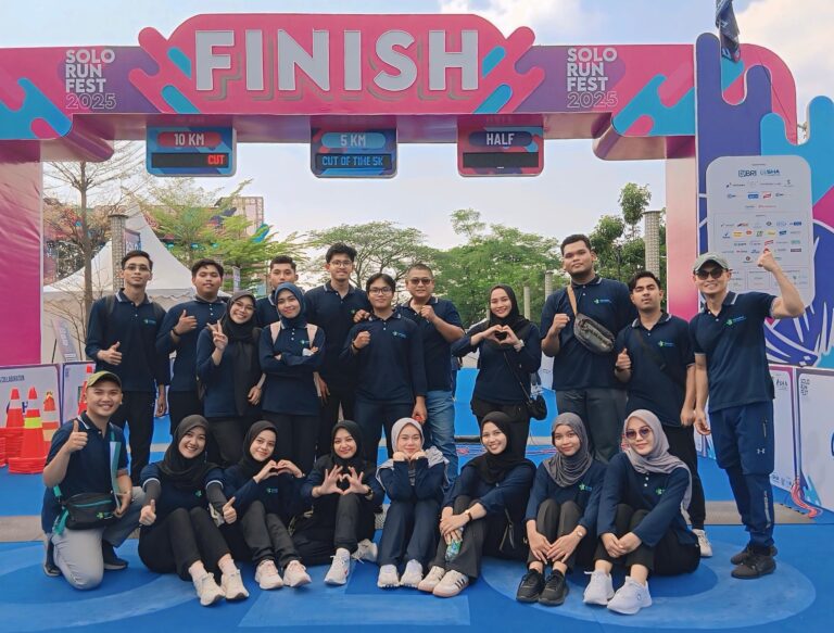 Mahasiswa Profesi Fisioterapis Berikan Dukungan Medis pada Ribuan Pelari di Solo Run Fest 2025