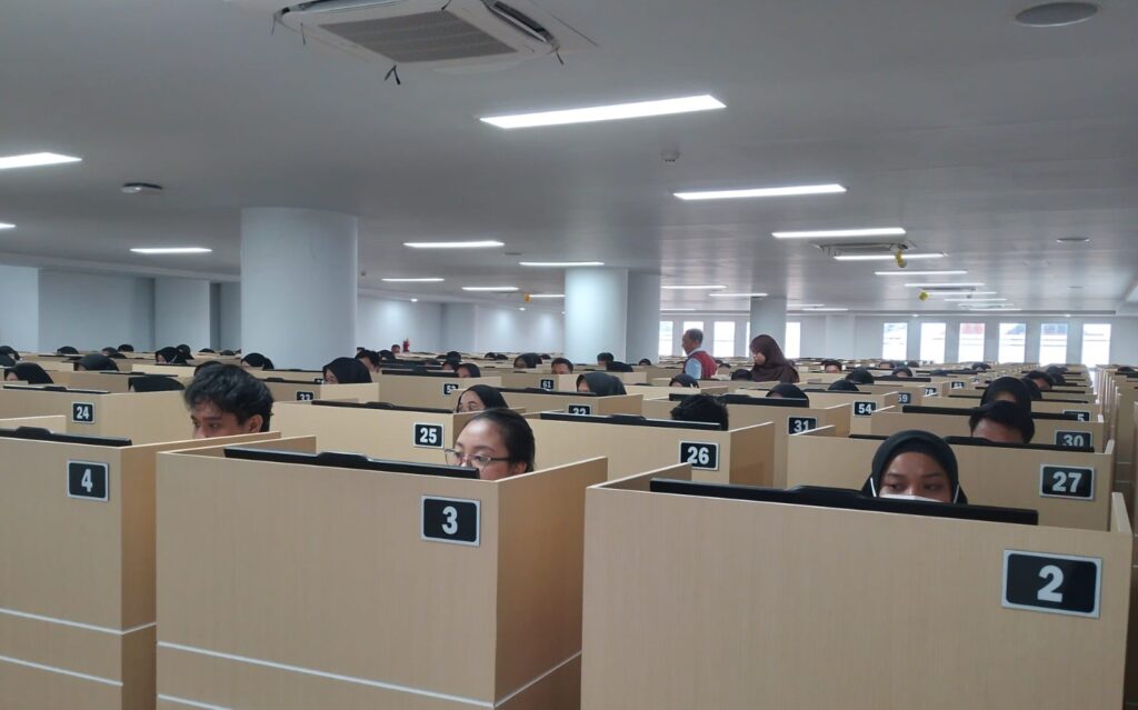 Suasana Mahasiswa Profesi Fisioterapis Mengikuti Try Out Internal I