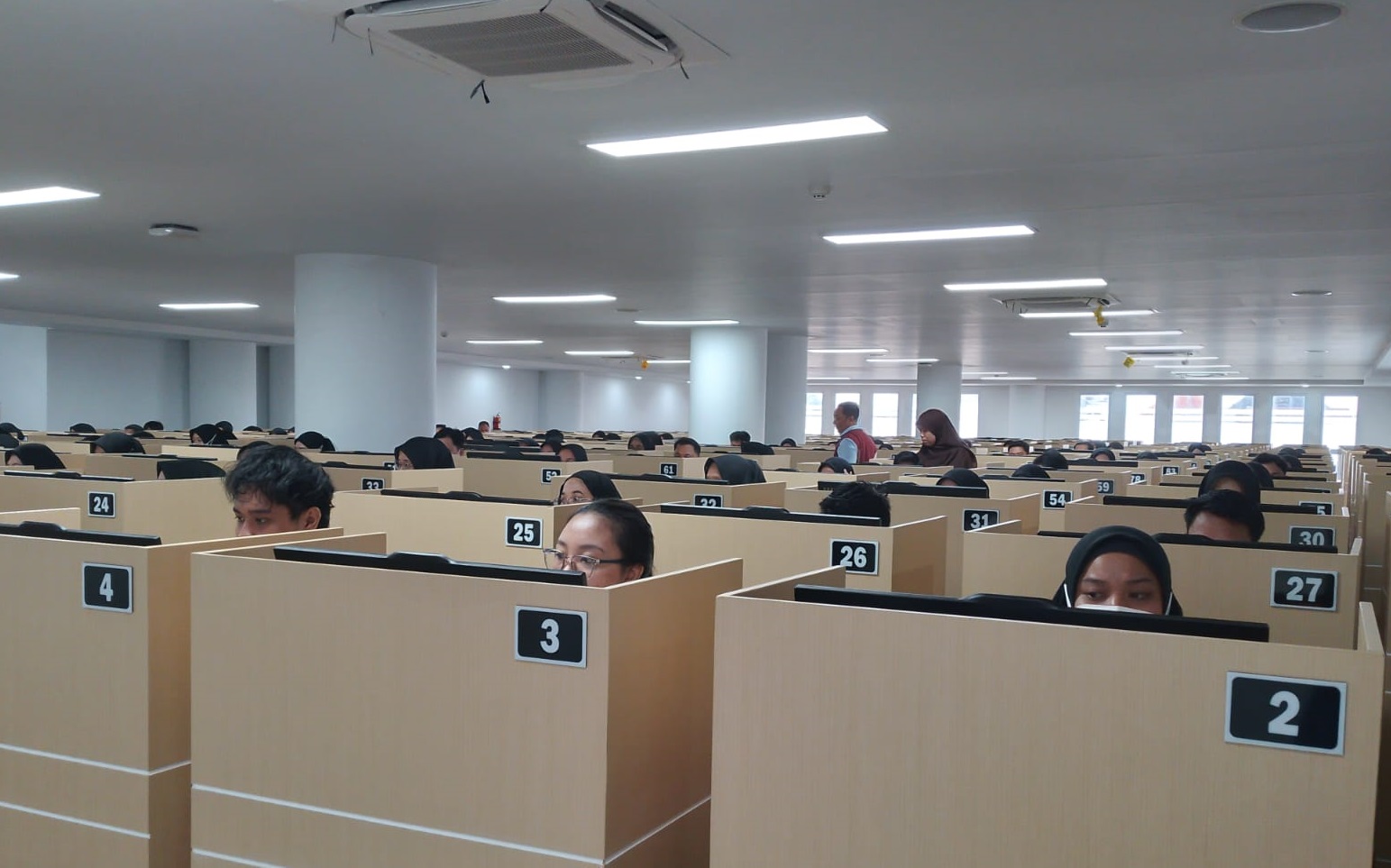 Suasana Mahasiswa Profesi Fisioterapis Mengikuti Try Out Internal I