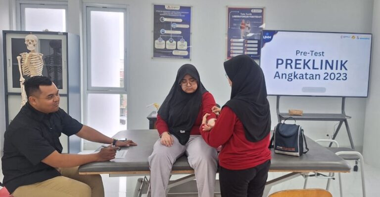 Bangun Kesiapan Klinis, Fisioterapi UMM Terjunkan Mahasiswa ke Wahana Praktik di Jawa Timur