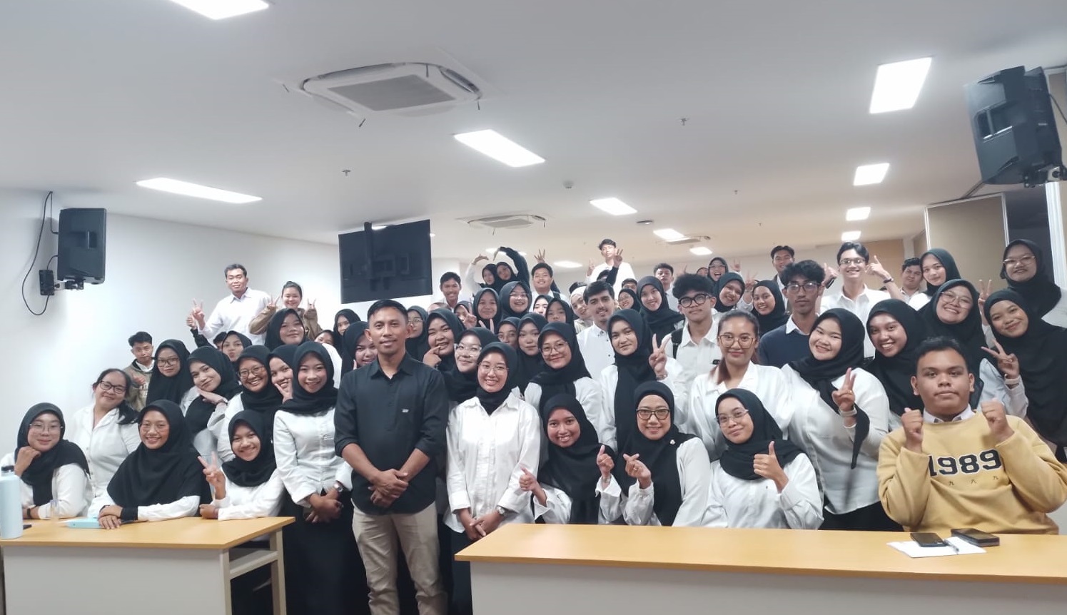 Wahyu Kurniawan, Ftr Bersama Mahasiswa Profesi Fisioterapis Angkatan Ke-13
